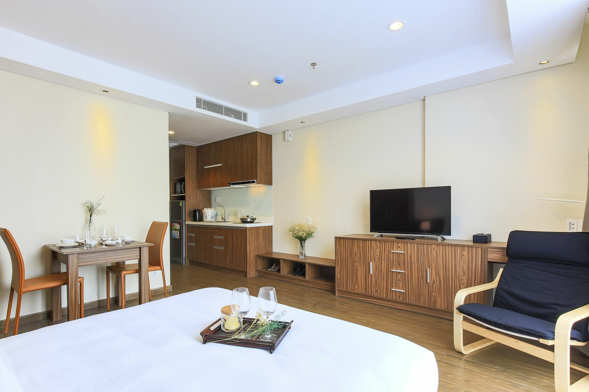 Aurora Serviced Apartments (Adults Only) Ho Chi Minh City Exterior photo